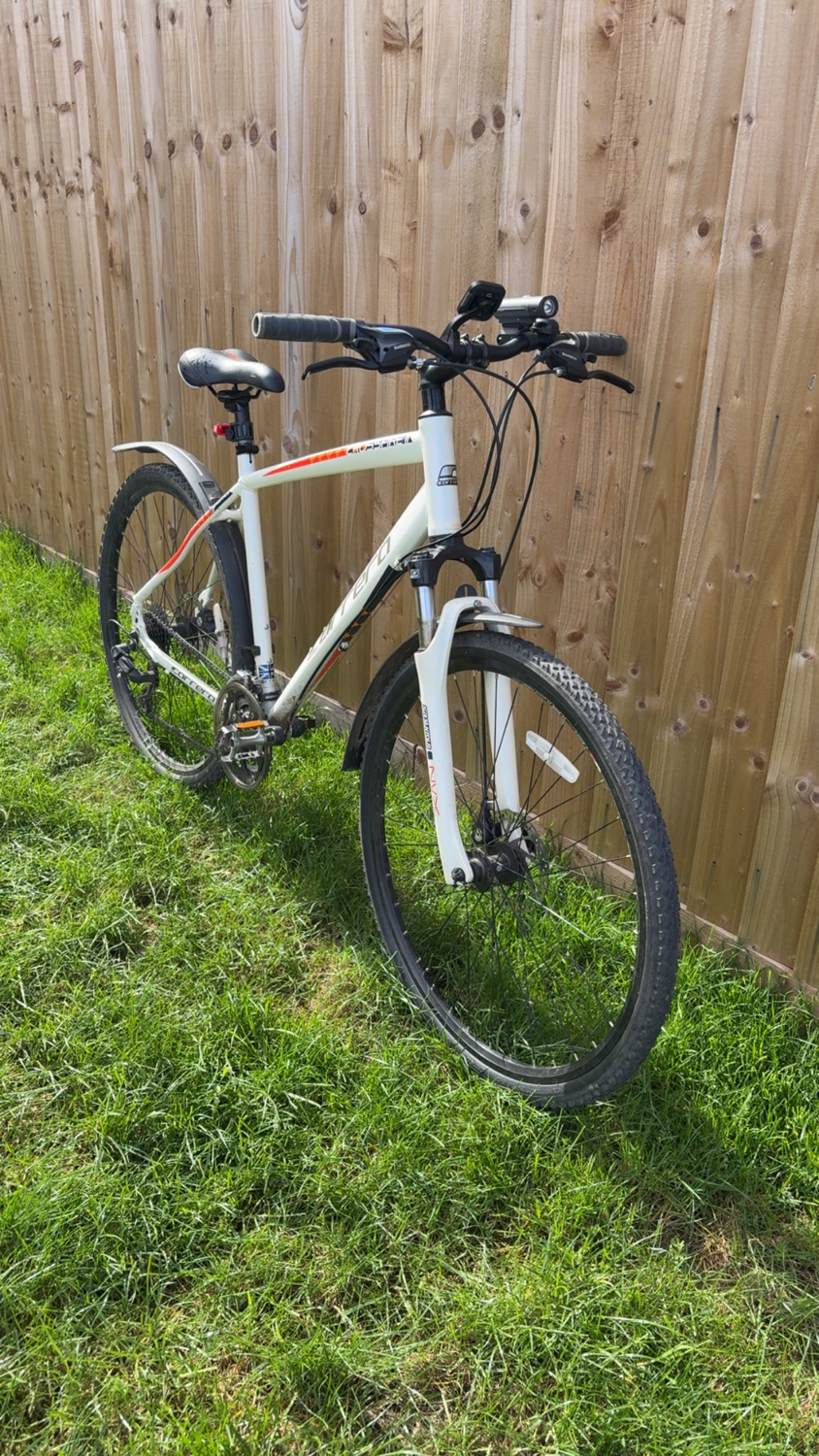 Carrera Crossfire 2 Mens Hybrid Bike 2021