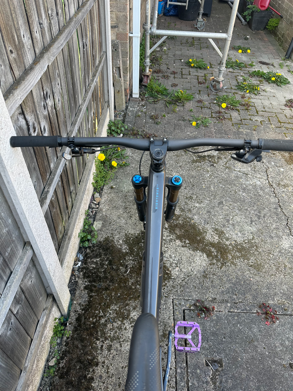 Santa Cruz Hightower X01 / AXS / RSV / Carbon CC / 29 2022