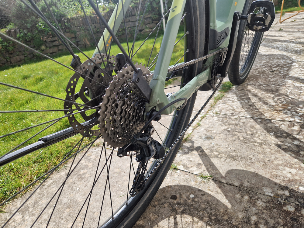 CUBE Cross Hybrid Pro 625 2020