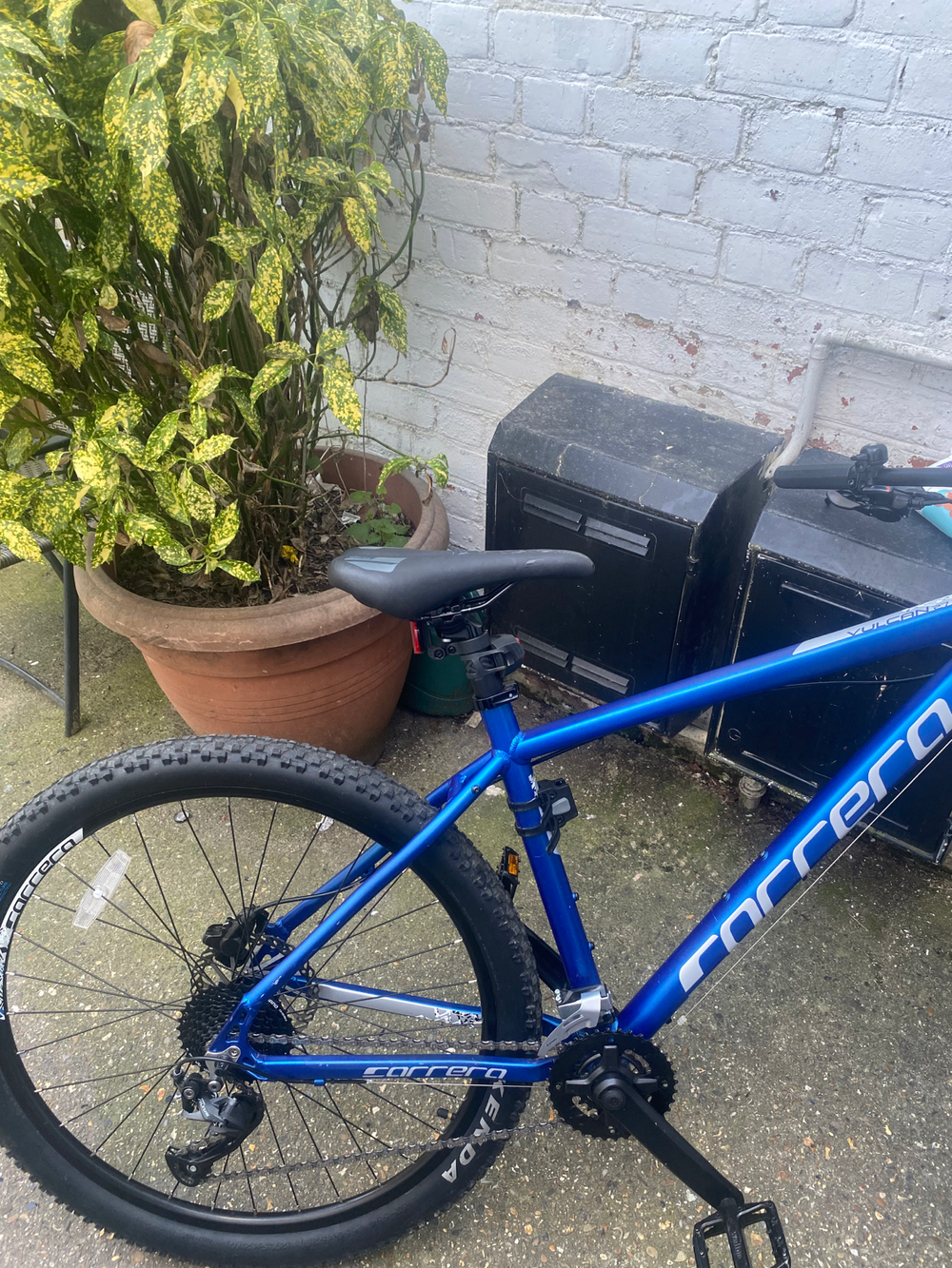 Carrera Vulcan Mens Mountain Bike Limited Edition 2023