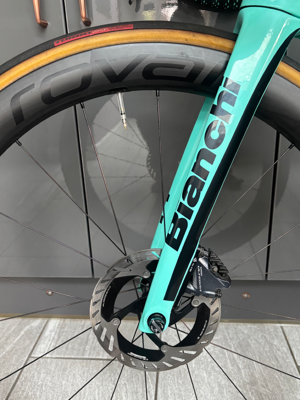 Bianchi Oltre XR4 - Ultegra Di2 2019