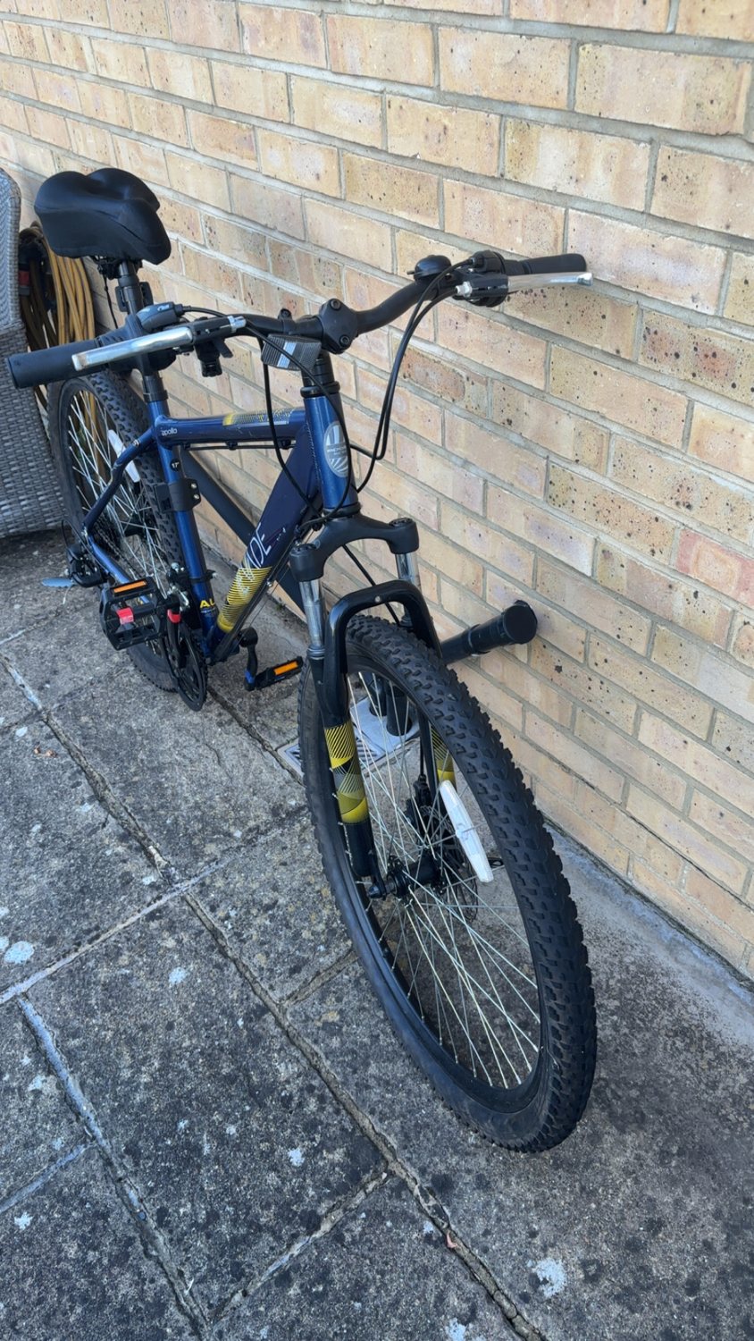 Apollo Evade Mens Mountain Bike 2023