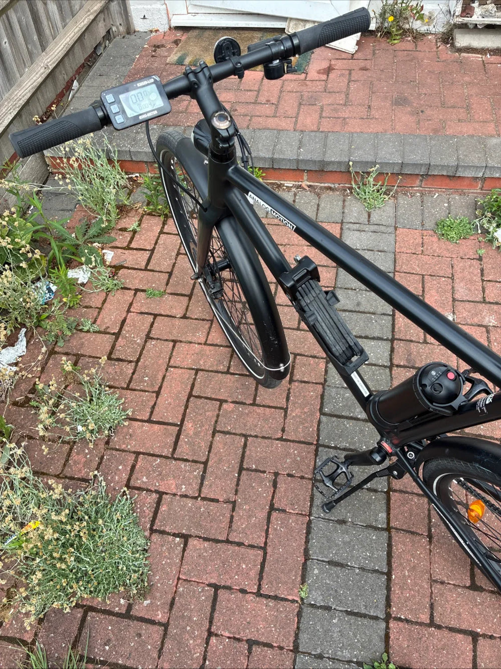 mountain Analog Motion Black Edition - Large, Carbon Black 2025