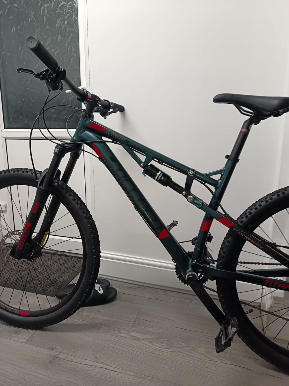 Carrera Titan Mens Full Suspension Mountain Bike 2023