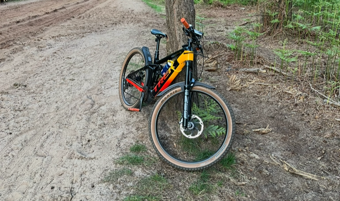 Trek Rail 9.8 XT 2022