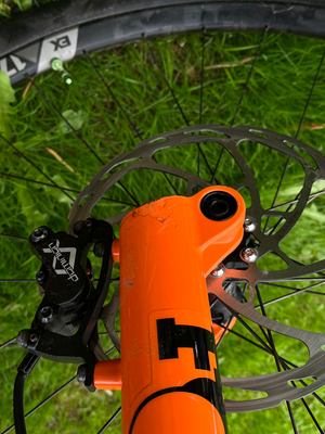 Nukeproof Giga C carbon