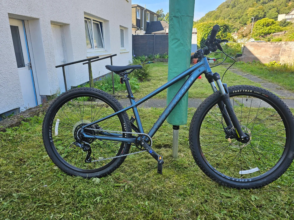 Specialised rockhopper  Comp 27.5 inches Mountain Bike 2023 - Hardtail MTB S, Satin Cast Battle Ship / Gloss Cast Battleship