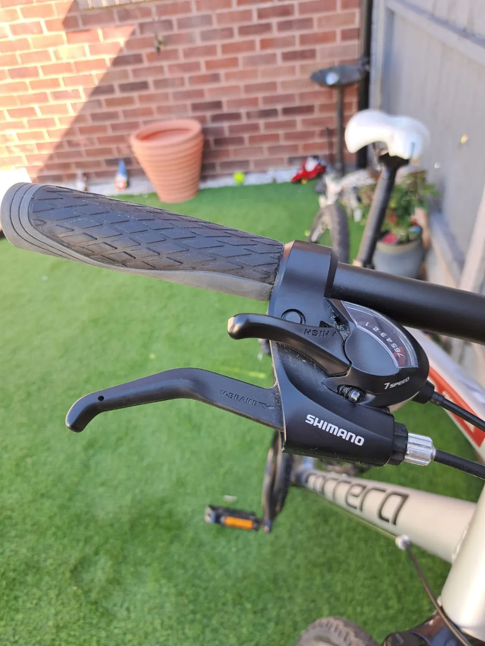 Carrera Crossfire 1 Mens Hybrid Bike 2020