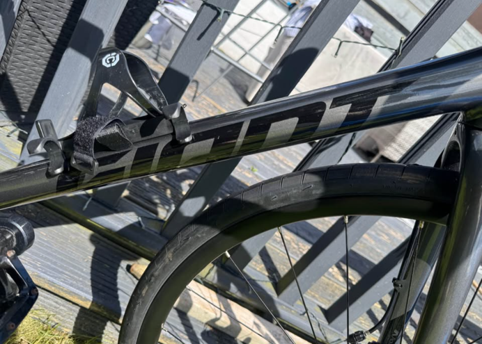 Giant Contend AR 3 2021