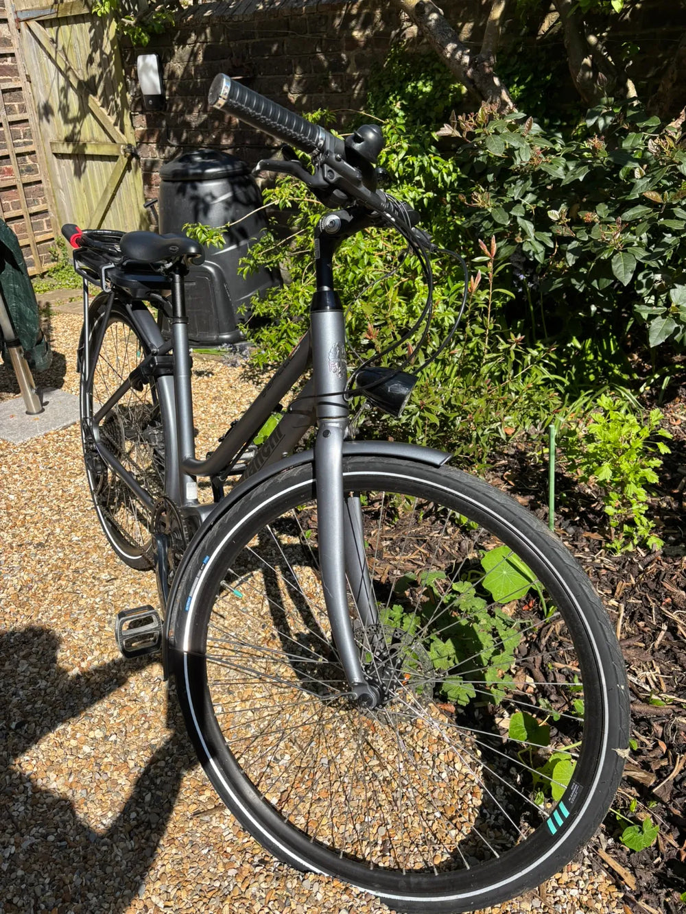Bianchi E-Spillo luxury low-step 2021