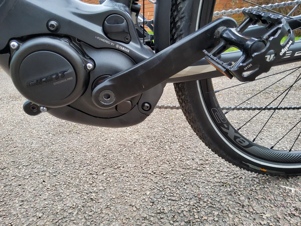 Giant Explore E+ 1 Pro Stagger Frame Electric Bike 2020