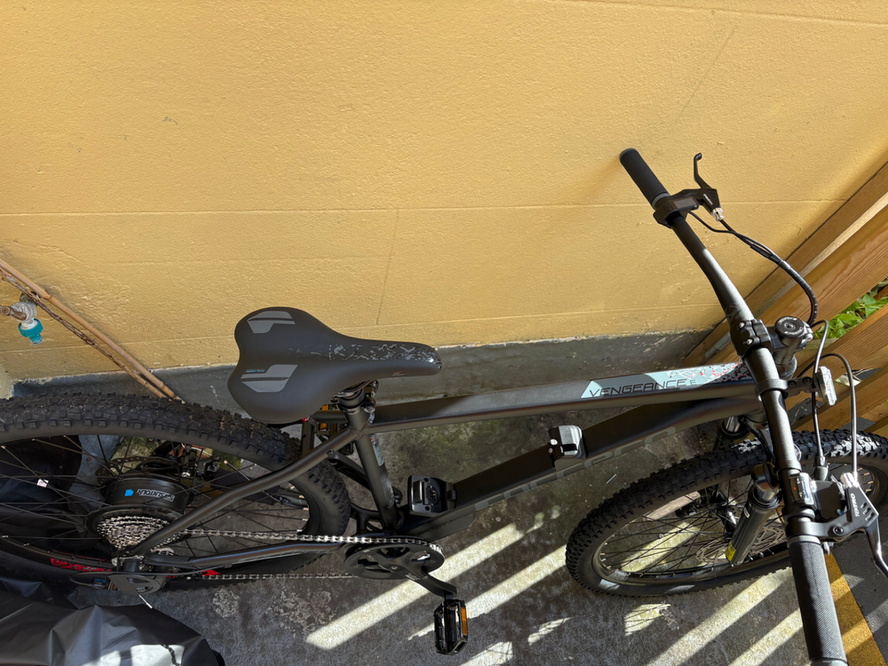 Carrera Vengeance E Mens Electric Mountain Bike 2.1 2023