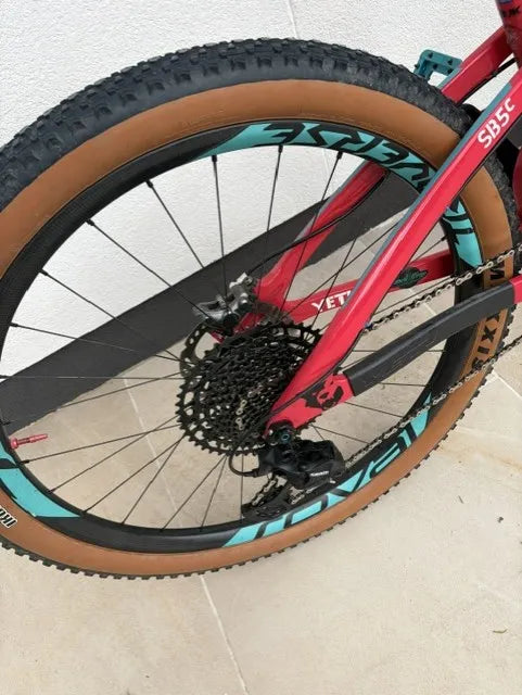 Yeti SB5 Beti - C/Series / GX 2016