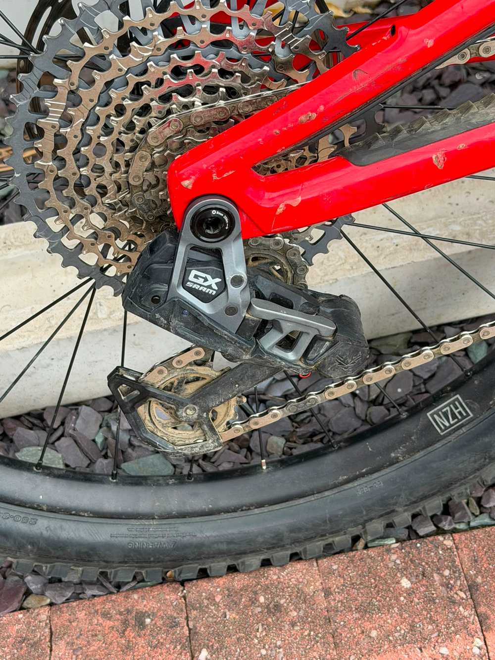 Nukeproof Giga 297 Carbon Elite 2023