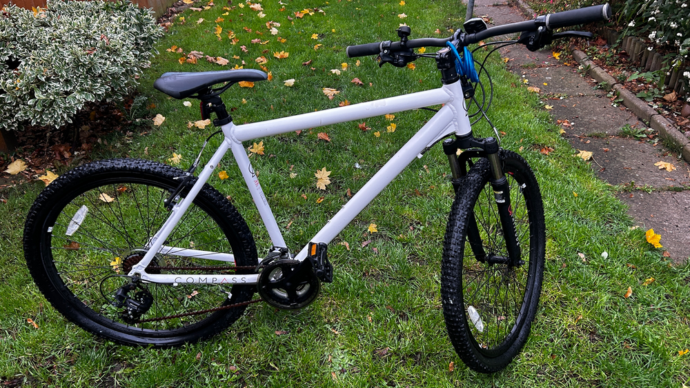 Compass Compass Latitude Hardtail Mountain Bike 26” White 2020