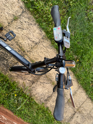 Carrera Crosscity E
