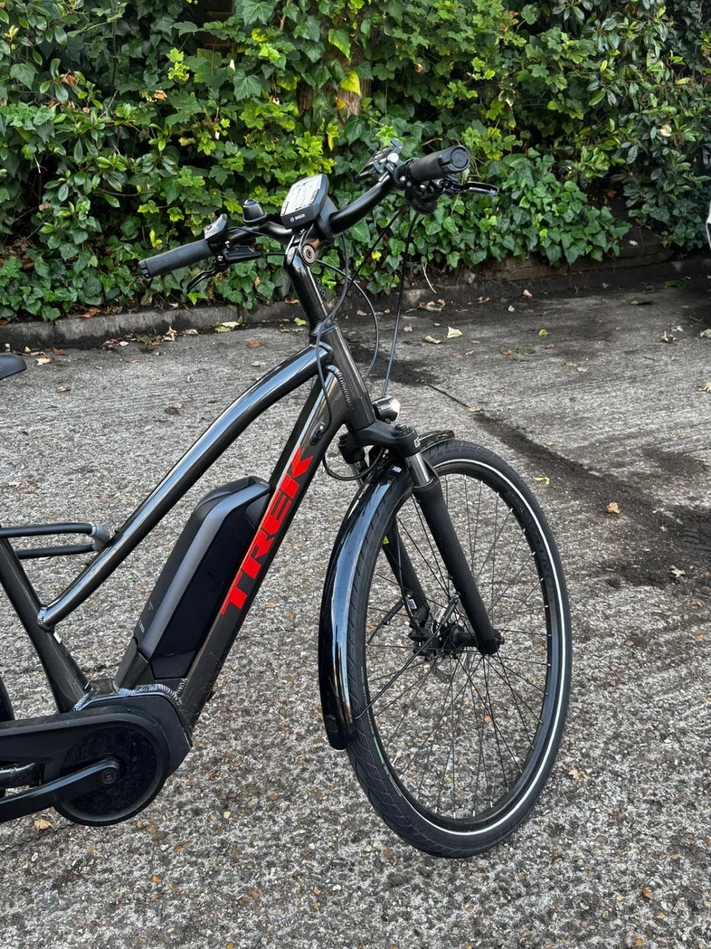 Trek Trek Verve+ 2 Stagger 300Wh Electric Hybrid Bike 2024 in Black