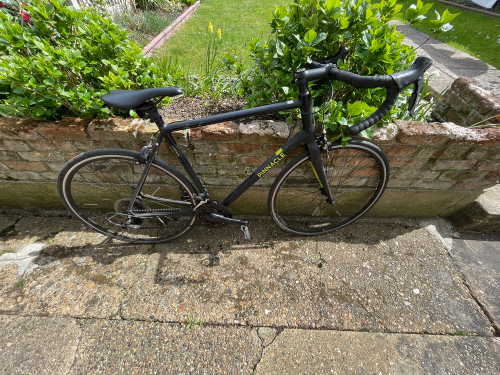 Pinnacle Laterite 1 Road Bike 2023