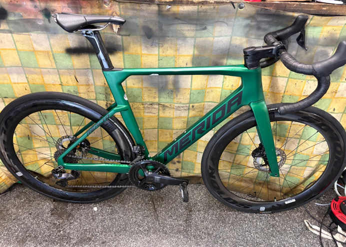 Merida Reacto 8000 Ultegra Di2 2025