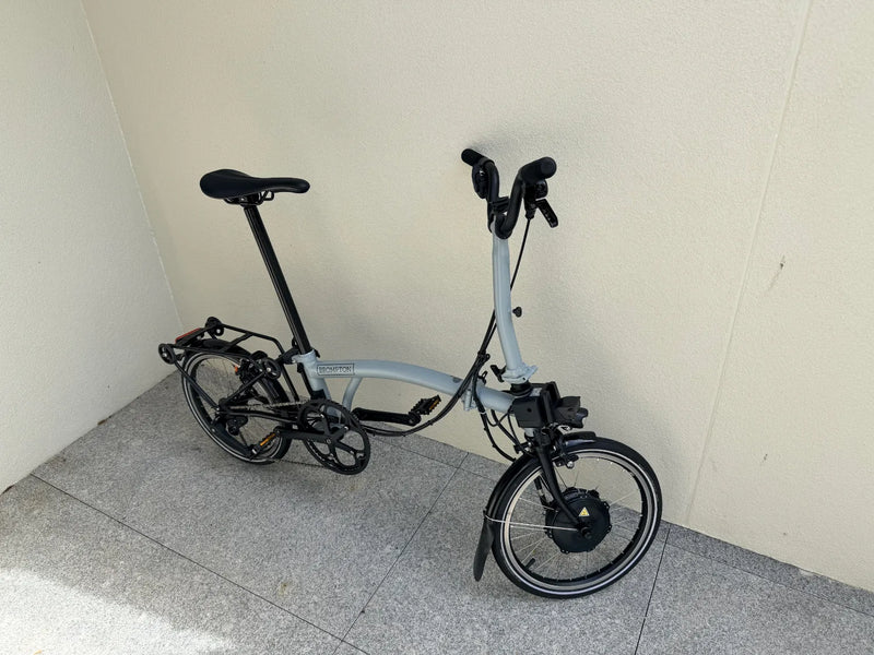 Brompton Electric P Line Urban (4-Speed)  Lunar Ice 2024
