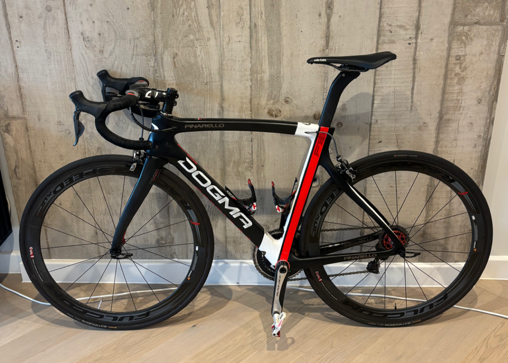 Pinarello DOGMA F8 2018