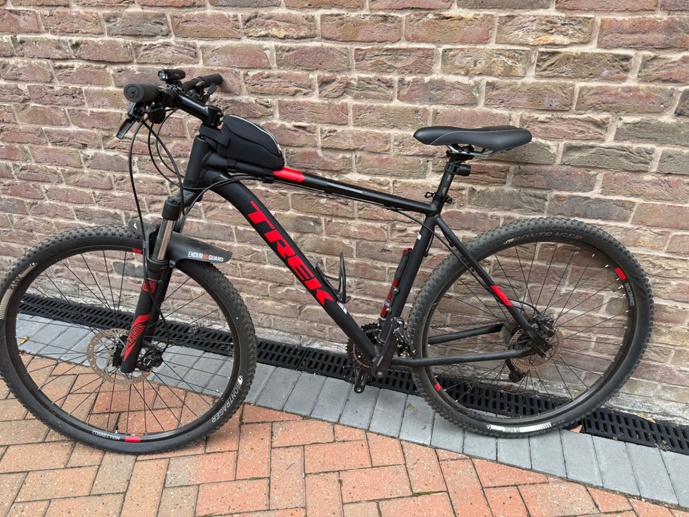 Trek Marlin 7 2023