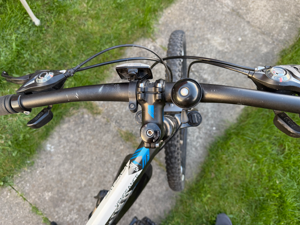 Carrera Vengeance Mens Mountain Bike 2020