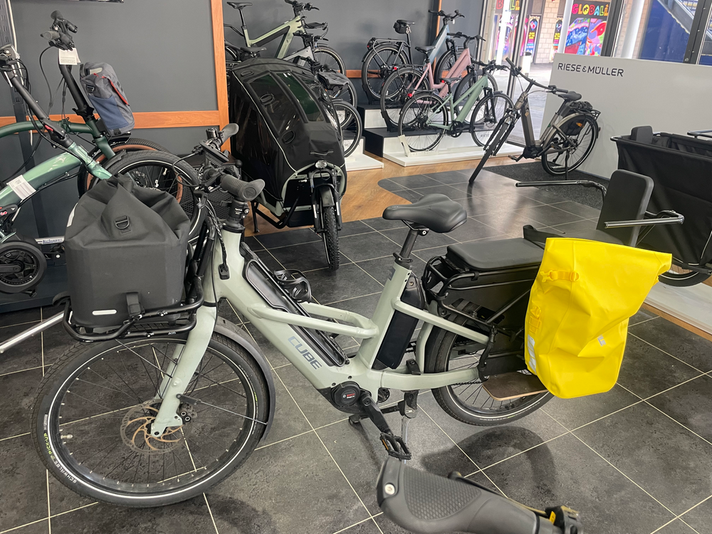 Cube Longtail Hybrid 725 26 Electric Cargo 2025