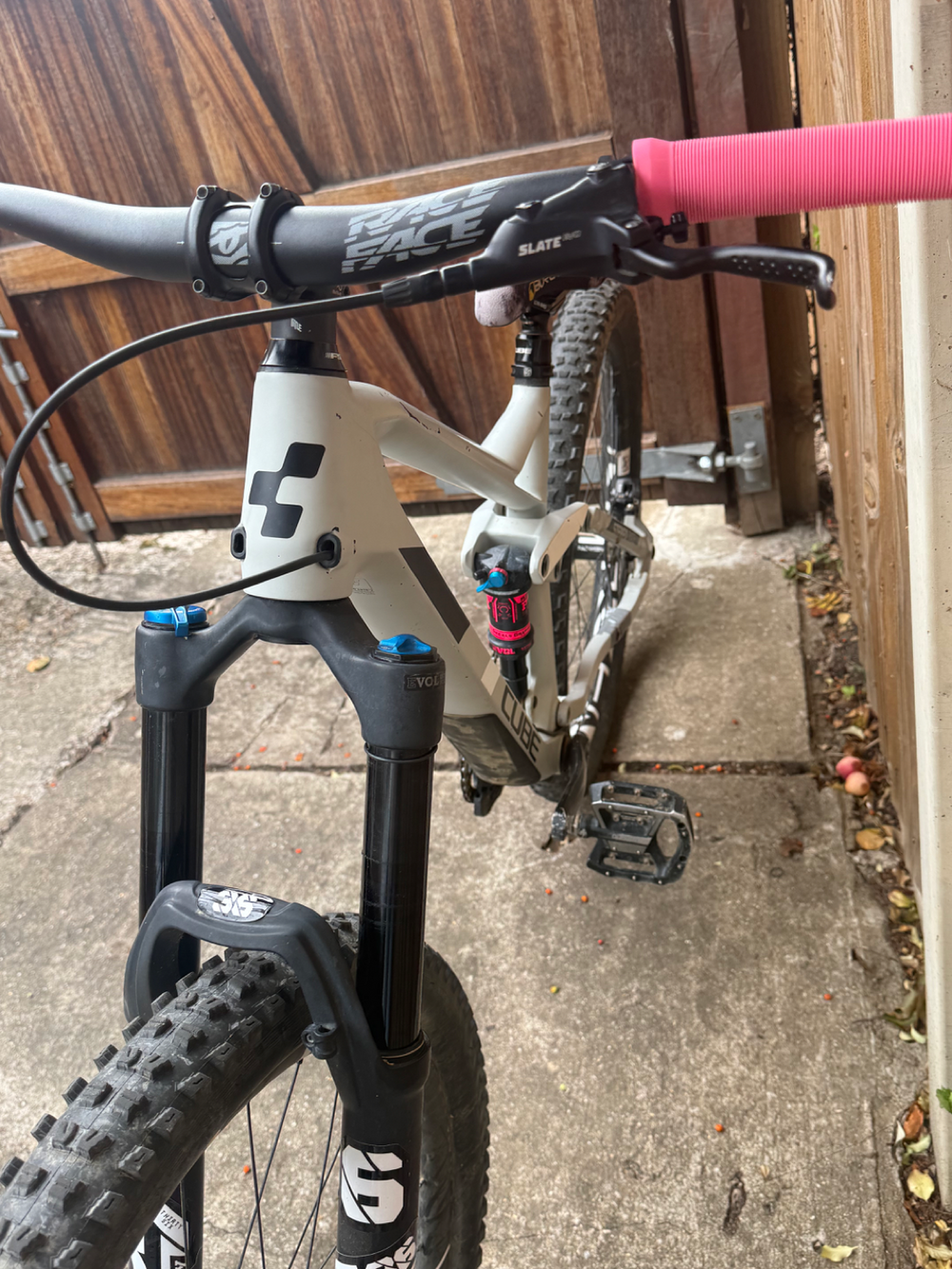 Cube stereo 140 hpc race 27.5 2019