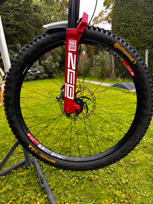 Nukeproof Megawatt 297 Comp 2022