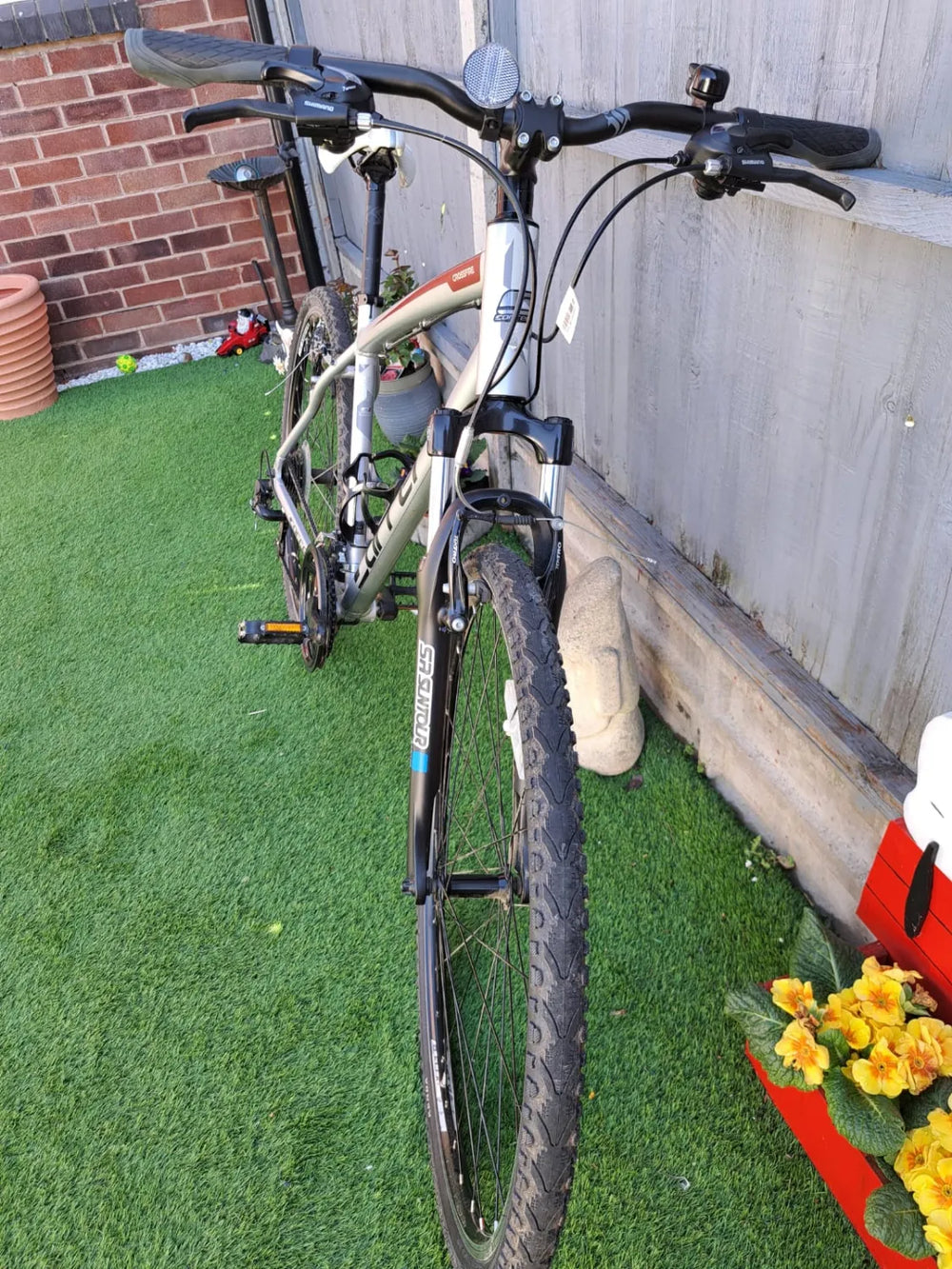 Carrera Crossfire 1 Mens Hybrid Bike 2020