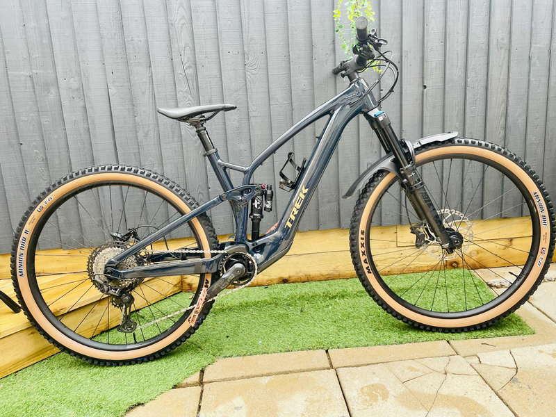 Trek Fuel exe 8 XT 2025