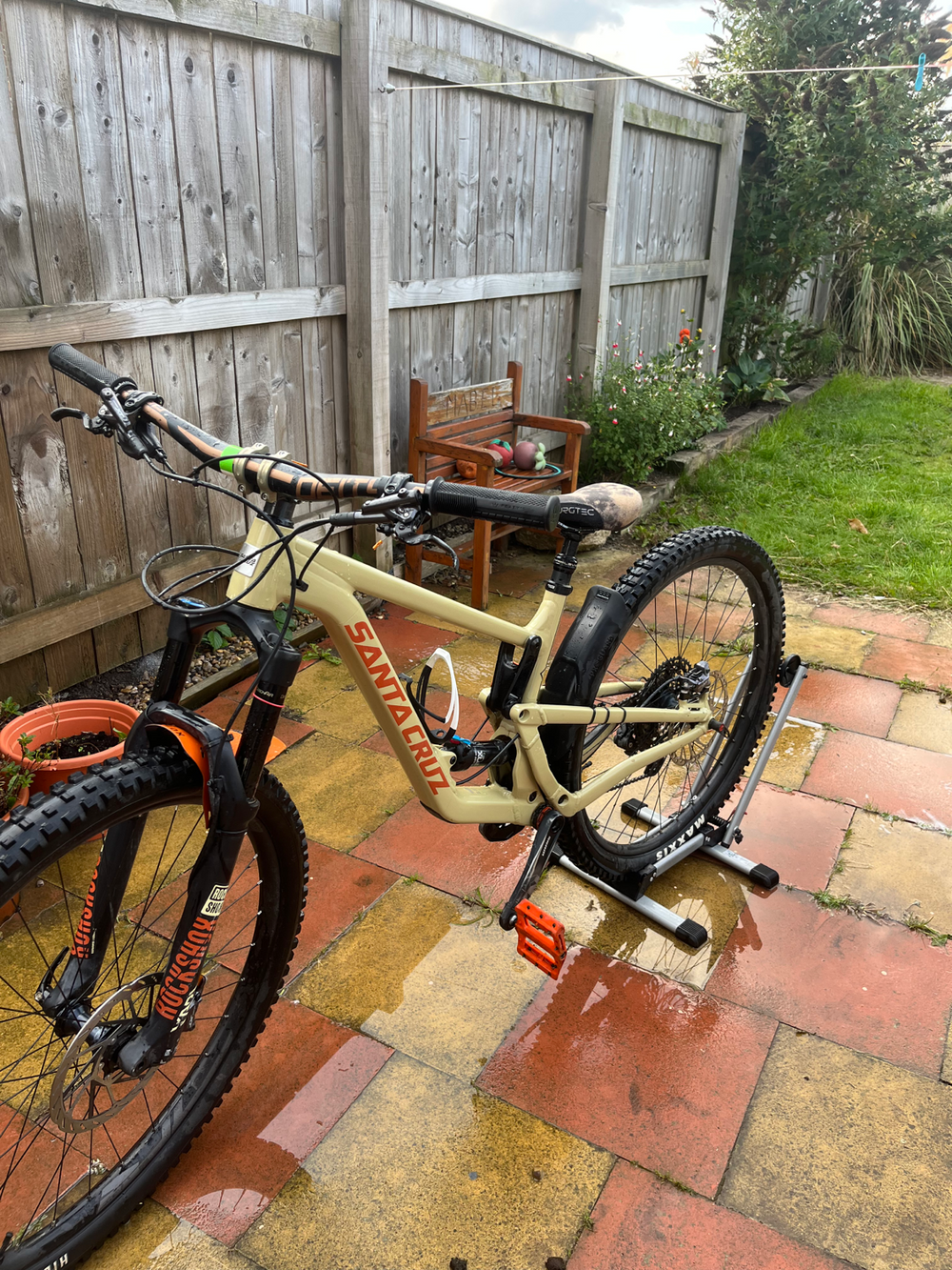 Santa Cruz Hightower S / Carbon C / 29 2020