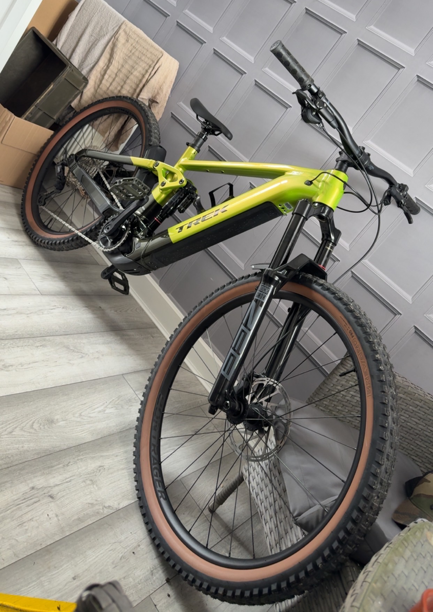 Trek Rail 8 + powersurge 2025
