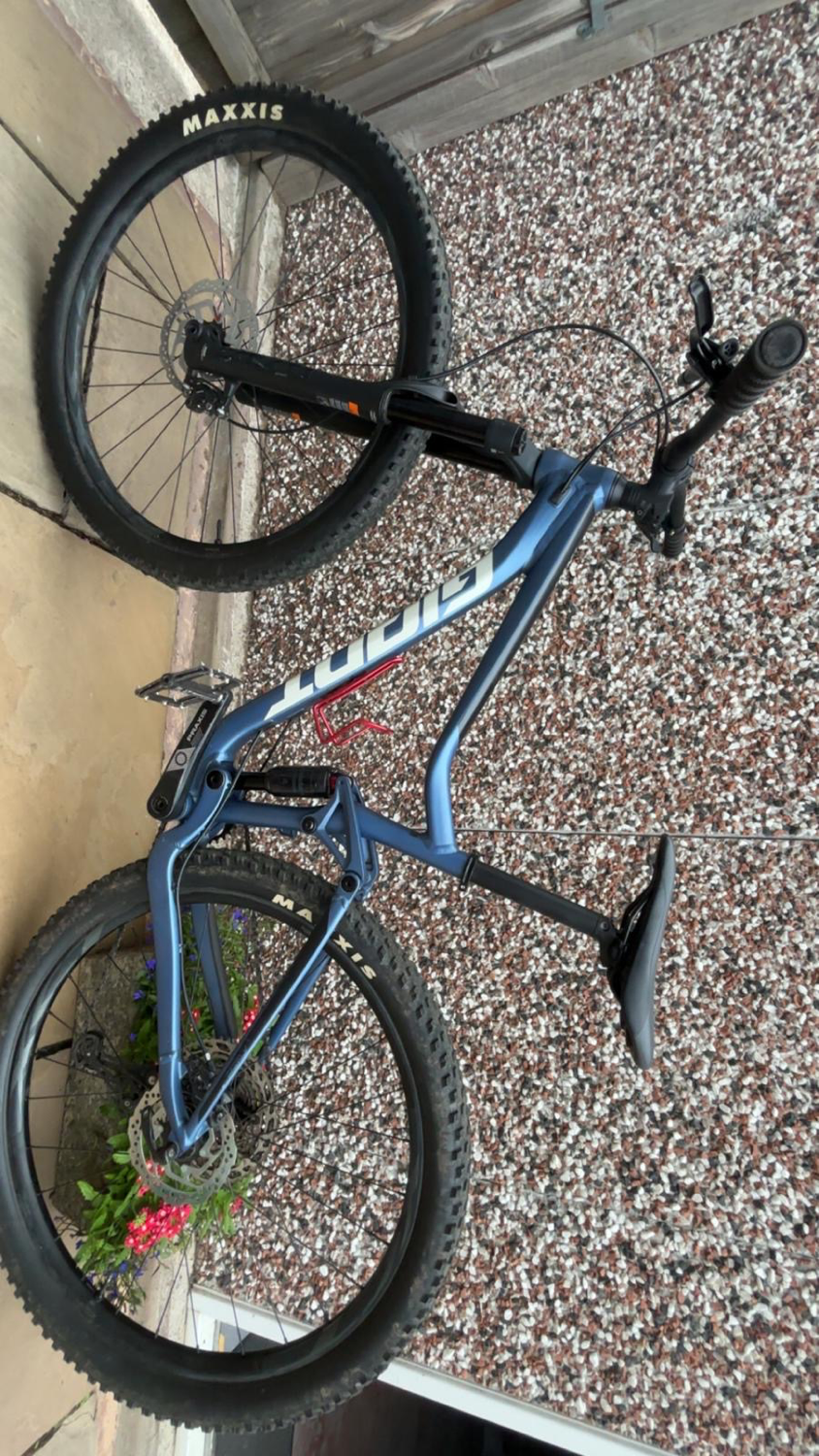 Giant Stance 2023