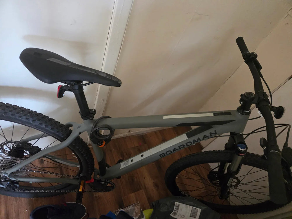 Boardman HYB 8.6 Green 2023