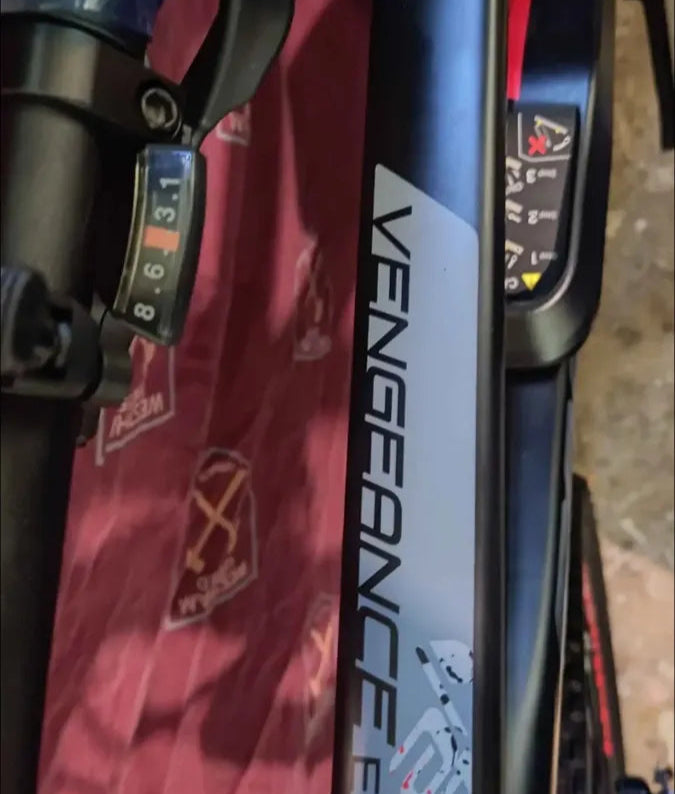 Carrera Vengeance E Mens Electric Mountain Bike Shimano 2.1 2023
