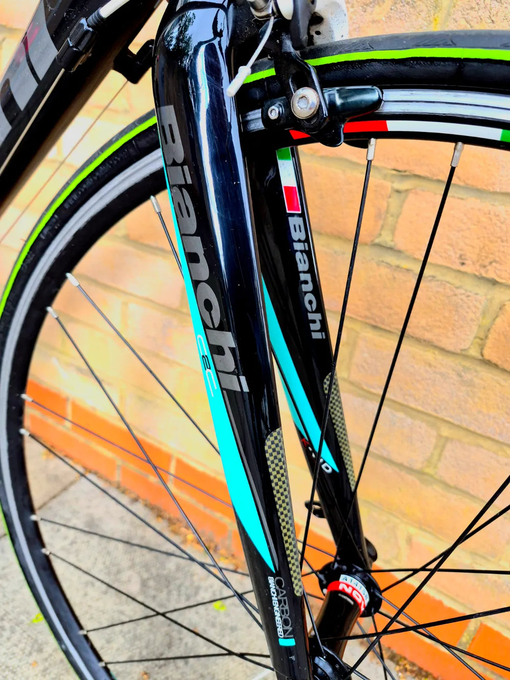 Bianchi Nirone 7 tiagra groupset carbon fibre road bike Bianchi Nirone 7 2019