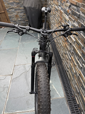 Canyon Dude CF9