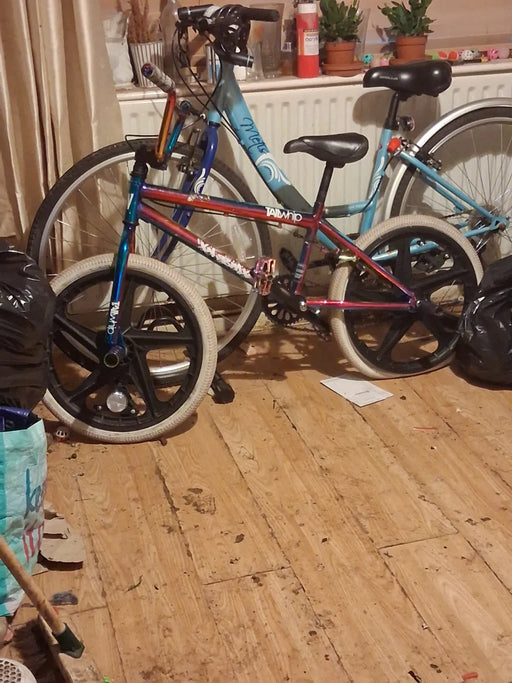 BMX BMX  2026