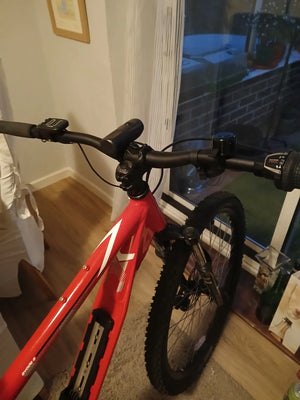 Apollo E 2025