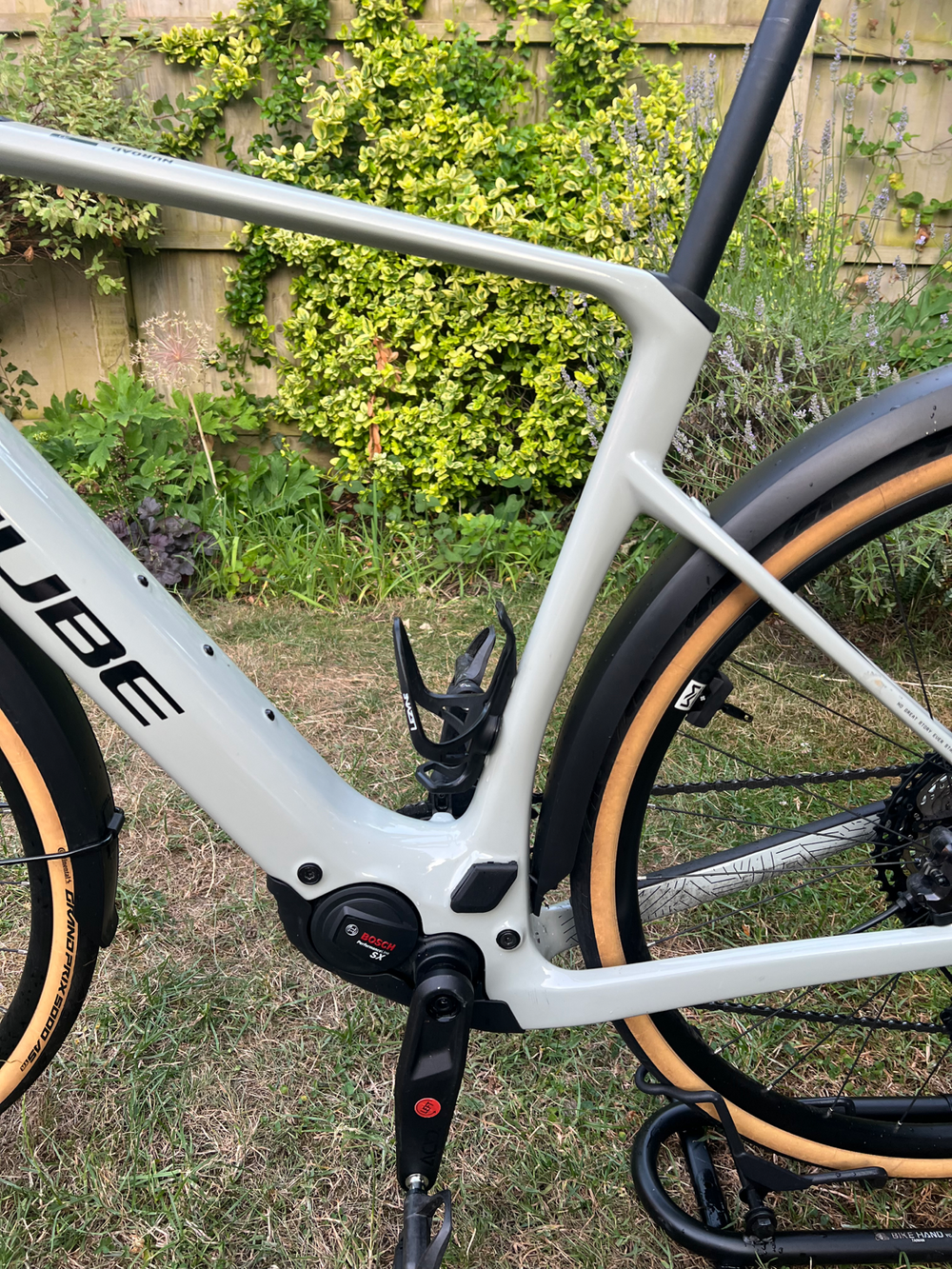 Cube Nuroad Hybrid C:62 Race 400Wh 2026