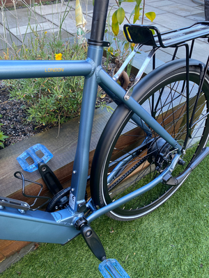 Metroneer London - EU700 Plus Hybrid E-Bike 2025