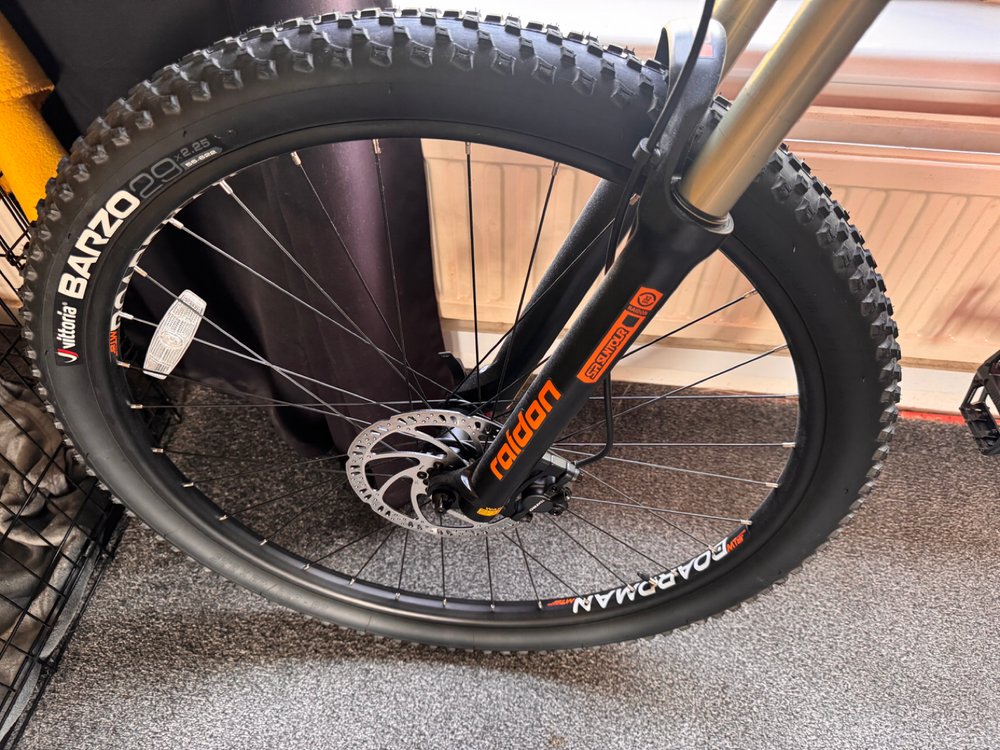 Boardman MHT 8.6 Red 2021