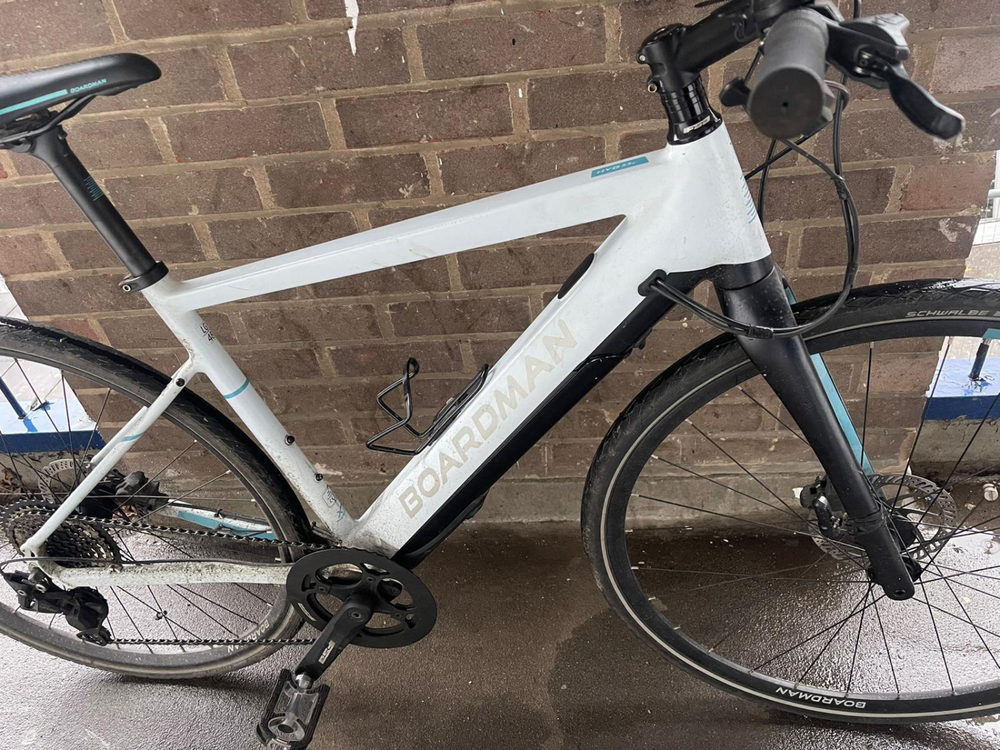 Boardman HYB 8.9e 2023