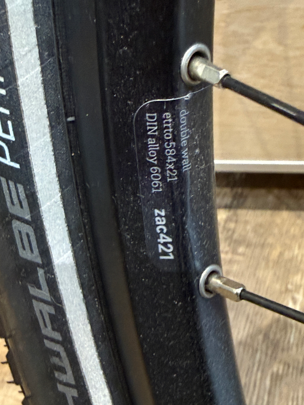 Raleigh Centros Crossbar Hub Gear 2022