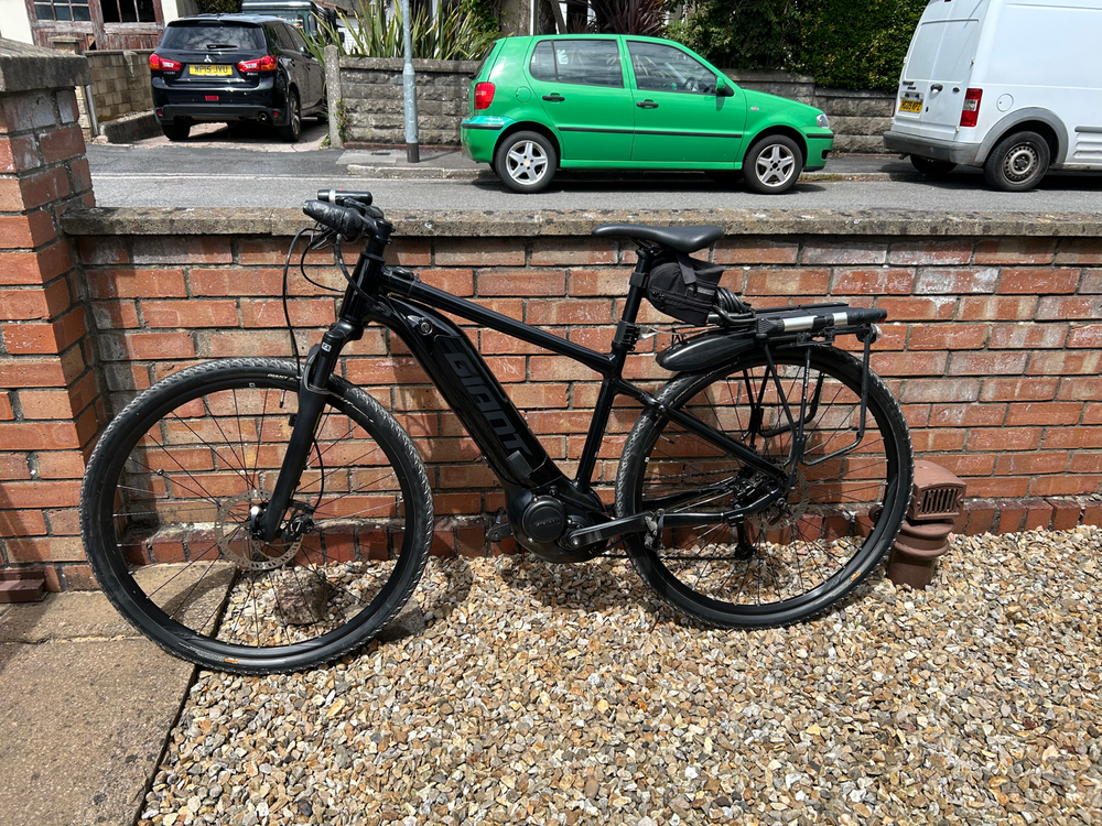 Giant LIV hybrid 2022