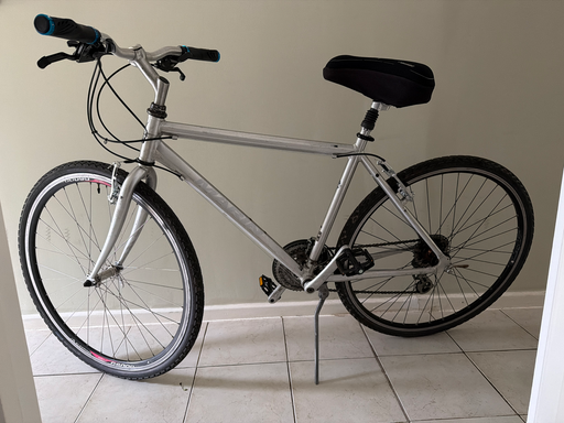 Marin Larkspur CS1 700c 2004