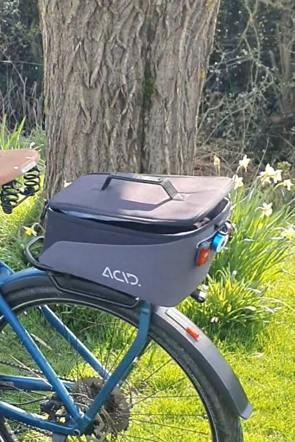 CUBE Kathmandu Hybrid One 750 2023