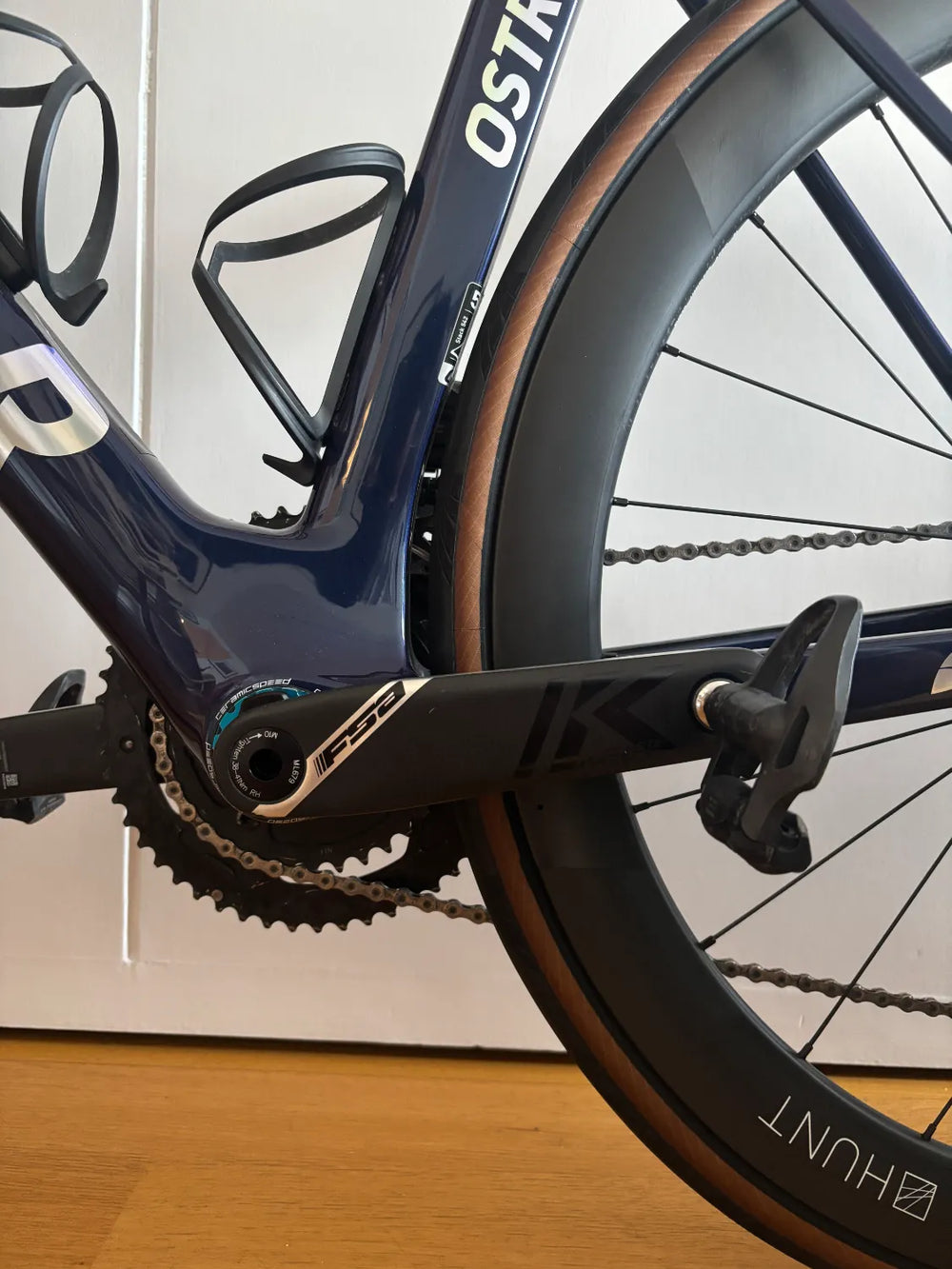 Factor Ostro VAM Shimano Ultegra Di2 8170 2023